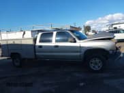 ✅ 2003 Chevrolet Silverado 2500HD LS • VIN: 1GCHC23U33F150223 • Lot: 43705201. Wystawiony na IAAI z przebiegiem 180 674 mil. Bezpłatny archiwum sprzedaży aukcyjnych z USA i szczegółowy raport historii pojazdu na DreamBid. Zdjęcie 13.