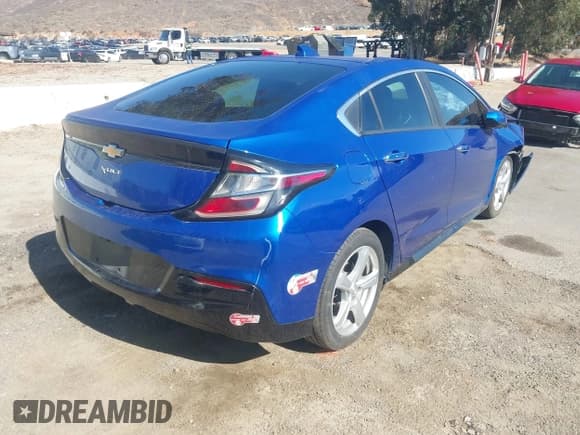 ✅ 2017 Chevrolet Volt LT • VIN: 1G1RC6S54HU171678 • Лот: 43508476. Опубликован ранее на IAAI с пробегом 285 285 миль. Бесплатный доступ к архиву аукционных продаж из США и подробный отчёт об истории автомобиля на DreamBid. Изображение 4.