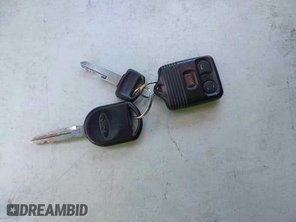 ✅ 2008 Ford F-150 XLT • VIN: 1FTPW12V68KB95503 • Lot: 41631478. Wystawiony na IAAI z przebiegiem 118 534 mil. Bezpłatny archiwum sprzedaży aukcyjnych z USA i szczegółowy raport historii pojazdu na DreamBid. Zdjęcie 11.