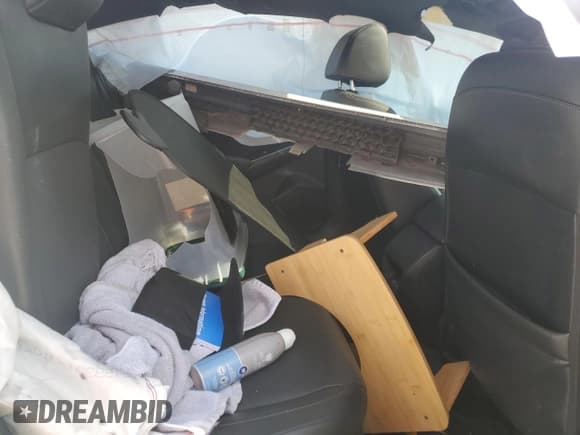 ✅ 2024 Honda Civic Sport Touring • VIN: 19XFL1G8XRE011787 • Lot: 81411715. Wystawiony na Copart z przebiegiem Nie podano. Bezpłatny archiwum sprzedaży aukcyjnych z USA i szczegółowy raport historii pojazdu na DreamBid. Zdjęcie 10.