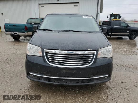 ✅ 2016 Chrysler Town & Country Touring • VIN: 2C4RC1BG0GR213027 • Lot: 90756325. Wystawiony na Copart z przebiegiem 192 992 mil. Bezpłatny archiwum sprzedaży aukcyjnych z USA i szczegółowy raport historii pojazdu na DreamBid. Zdjęcie 5.