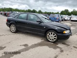 ✅ 2001 Audi A4 • VIN: WAUDC68D31A138398 • Lot: 63600565. Wystawiony na Copart z przebiegiem 224 204 mil. Bezpłatny archiwum sprzedaży aukcyjnych z USA i szczegółowy raport historii pojazdu na DreamBid. Zdjęcie 4.