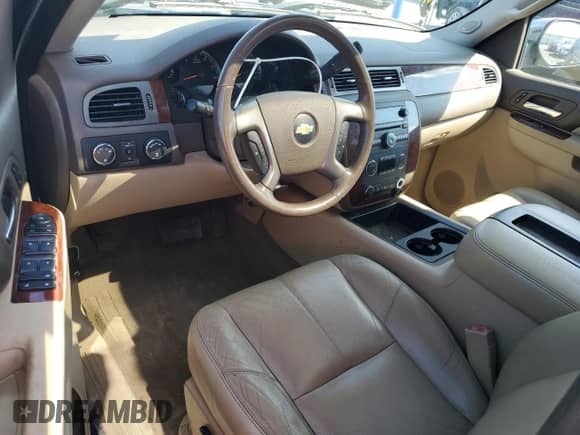 2012 Chevrolet Silverado 1500 LTZ с VIN 1GCRKTE70CZ219338, выставлен на аукционе Copart как лот 57317425 с пробегом 183 672 миль миль и Списание • Salvage title. История ставок и продаж доступна на DreamBid. Изображение 8.