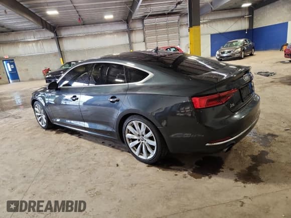 ✅ 2018 Audi A5 Sportback Premium Plus • VIN: WAUBNCF59JA011277 • Lot: 67072435. Wystawiony na Copart z przebiegiem 83 527 mil. Bezpłatny archiwum sprzedaży aukcyjnych z USA i szczegółowy raport historii pojazdu na DreamBid. Zdjęcie 2.