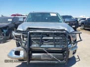 ✅ 2019 Toyota Tundra Limited • VIN: 5TFHY5F16KX811241 • Lot: 43037701. Wystawiony na IAAI z przebiegiem 92 505 mil. Bezpłatny archiwum sprzedaży aukcyjnych z USA i szczegółowy raport historii pojazdu na DreamBid. Zdjęcie 12.