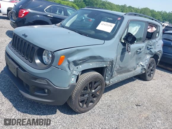 ✅ 2018 Jeep Renegade Latitude • VIN: ZACCJBBB6JPJ44553 • Lot: 42422250. Wystawiony na IAAI z przebiegiem 71 276 mil. Bezpłatny archiwum sprzedaży aukcyjnych z USA i szczegółowy raport historii pojazdu na DreamBid. Zdjęcie 2.