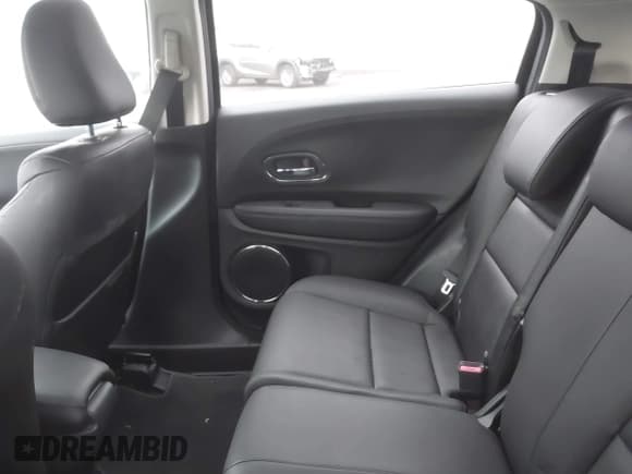 ✅ 2017 Honda HR-V EX-L • VIN: 3CZRU5H74HM723265 • Лот: 43691836. Опубликован ранее на IAAI с пробегом 108 985 миль. Бесплатный доступ к архиву аукционных продаж из США и подробный отчёт об истории автомобиля на DreamBid. Изображение 19.