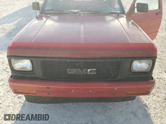 ✅ 1991 GMC Sonoma • VIN: 1GTCS19R2M8549351 • Lot: 88963525. Listed on Copart with 292,508 mi. Free auction sales archive from the USA and detailed vehicle history report at DreamBid. Image 11.