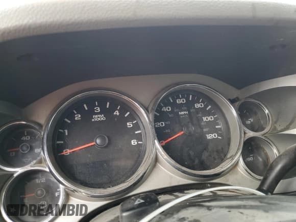 ✅ 2008 Chevrolet Silverado 2500HD Work Truck • VIN: 1GCHK23K18F175453 • Lot: 44219344. Wystawiony na Copart z przebiegiem Nie podano. Bezpłatny archiwum sprzedaży aukcyjnych z USA i szczegółowy raport historii pojazdu na DreamBid. Zdjęcie 9.