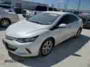 2017 Chevrolet Volt Premier с VIN 1G1RB6S56HU186945, выставлен на аукционе Copart как лот 62945533 с пробегом 82 809 миль миль и . История ставок и продаж доступна на DreamBid. Изображение 1.