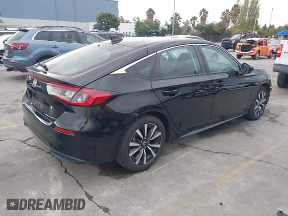 ✅ 2022 Honda Civic EX-L • VIN: 19XFL1H77NE002433 • Lot: 43464617. Wystawiony na IAAI z przebiegiem 38 911 mil. Bezpłatny archiwum sprzedaży aukcyjnych z USA i szczegółowy raport historii pojazdu na DreamBid. Zdjęcie 4.