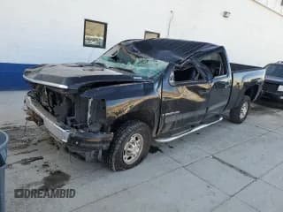 ✅ 2008 Chevrolet Silverado 2500HD LTZ • VIN: 1GCHK23K58F195527 • Лот: 85477884. Опубликован ранее на Copart с пробегом Не указан. Бесплатный доступ к архиву аукционных продаж из США и подробный отчёт об истории автомобиля на DreamBid. Изображение 1.