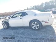 ✅ 2014 Dodge Challenger SXT • VIN: 2C3CDYAG9EH277054 • Lot: 84704754. Wystawiony na Copart z przebiegiem 211 391 mil. Bezpłatny archiwum sprzedaży aukcyjnych z USA i szczegółowy raport historii pojazdu na DreamBid. Zdjęcie 2.