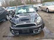 ✅ 2013 MINI Convertible S • VIN: WMWZP3C54DT297304 • Lot: 41377572. Wystawiony na IAAI z przebiegiem 101 991 mil. Bezpłatny archiwum sprzedaży aukcyjnych z USA i szczegółowy raport historii pojazdu na DreamBid. Zdjęcie 12.