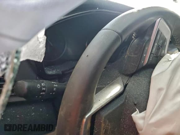 ✅ 2025 Subaru Outback Premium • VIN: 4S4BTADC4S3213931 • Lot: 94677355. Wystawiony na Copart z przebiegiem Nie podano. Bezpłatny archiwum sprzedaży aukcyjnych z USA i szczegółowy raport historii pojazdu na DreamBid. Zdjęcie 9.