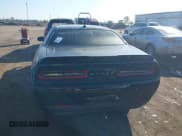 ✅ 2016 Dodge Challenger SRT 392 • VIN: 2C3CDZDJ1GH288856 • Lot: 43445083. Wystawiony na IAAI z przebiegiem 62 347 mil. Bezpłatny archiwum sprzedaży aukcyjnych z USA i szczegółowy raport historii pojazdu na DreamBid. Zdjęcie 16.