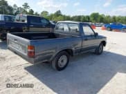 ✅ 1992 Toyota Pickup • VIN: JT4RN81AXN0100712 • Лот: 42016872. Опубликован ранее на IAAI с пробегом 124 997 миль. Бесплатный доступ к архиву аукционных продаж из США и подробный отчёт об истории автомобиля на DreamBid. Изображение 4.