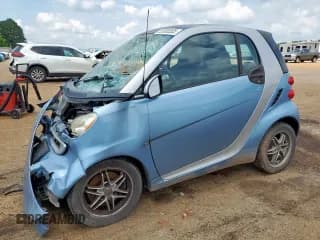 ✅ 2011 Smart fortwo Pure • VIN: WMEEJ3BA0BK432896 • Lot: 59809555. Wystawiony na Copart z przebiegiem 117 220 mil. Bezpłatny archiwum sprzedaży aukcyjnych z USA i szczegółowy raport historii pojazdu na DreamBid. Zdjęcie 1.
