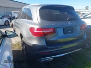 ✅ 2019 Mercedes-Benz GLC 350e • VIN: WDC0G5EBXKF602871 • Lot: 43348177. Wystawiony na IAAI z przebiegiem 56 686 mil. Bezpłatny archiwum sprzedaży aukcyjnych z USA i szczegółowy raport historii pojazdu na DreamBid. Zdjęcie 3.
