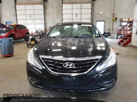 ✅ 2012 Hyundai Sonata GLS • VIN: 5NPEB4AC4CH347659 • Lot: 70049194. Listed on Copart with 162,118 mi. Free auction sales archive from the USA and detailed vehicle history report at DreamBid. Image 5.