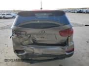 ✅ 2019 Kia Sorento LX • VIN: 5XYPG4A35KG471200 • Лот: 90474615. Опубликован ранее на Copart с пробегом 122 849 миль. Бесплатный доступ к архиву аукционных продаж из США и подробный отчёт об истории автомобиля на DreamBid. Изображение 6.