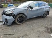 ✅ 2022 Nissan Murano SV • VIN: 5N1AZ2BS9NC116822 • Лот: 87195295. Опубликован ранее на Copart с пробегом 61 821 миль. Бесплатный доступ к архиву аукционных продаж из США и подробный отчёт об истории автомобиля на DreamBid. Изображение 1.