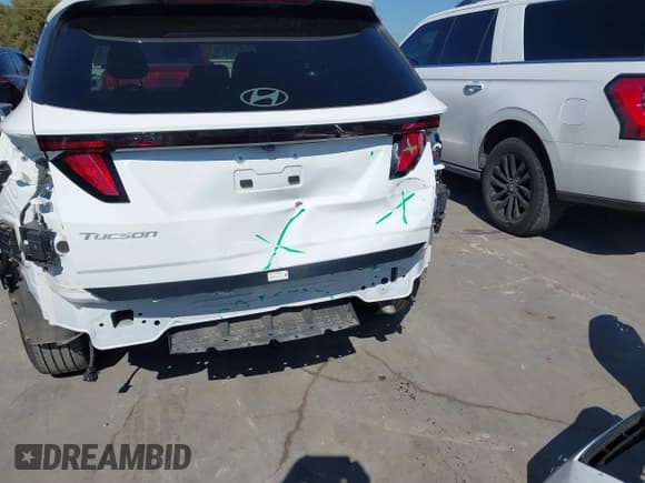✅ 2025 Hyundai Tucson SEL • VIN: 5NMJB3DE2SH495004 • Lot: 43651320. Listed on IAAI with 25,130 mi. Free auction sales archive from the USA and detailed vehicle history report at DreamBid. Image 6.