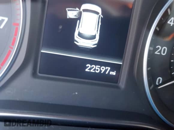 2020 Hyundai Kona SEL с VIN KM8K22AA5LU397235, выставлен на аукционе Copart как лот 68986702 с пробегом 22 597 миль миль и . История ставок и продаж доступна на DreamBid. Изображение 9.