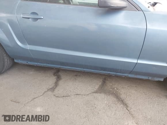 ✅ 2008 Ford Mustang GT Deluxe • VIN: 1ZVHT82H785132857 • Lot: 43208213. Listed on IAAI with 143,146 mi. Free auction sales archive from the USA and detailed vehicle history report at DreamBid. Image 19.