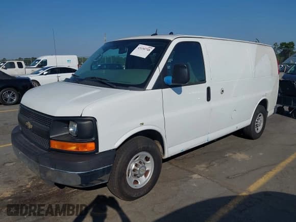 ✅ 2014 Chevrolet Express Cargo • VIN: 1GCWGFCB6E1131070 • Лот: 43150748. Опубликован ранее на IAAI с пробегом 73 635 миль. Бесплатный доступ к архиву аукционных продаж из США и подробный отчёт об истории автомобиля на DreamBid. Изображение 17.