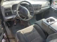 ✅ 2003 Ford F-250 XL • VIN: 1FTNX21L03EA45081 • Lot: 70290045. Wystawiony na Copart z przebiegiem Nie podano. Bezpłatny archiwum sprzedaży aukcyjnych z USA i szczegółowy raport historii pojazdu na DreamBid. Zdjęcie 8.