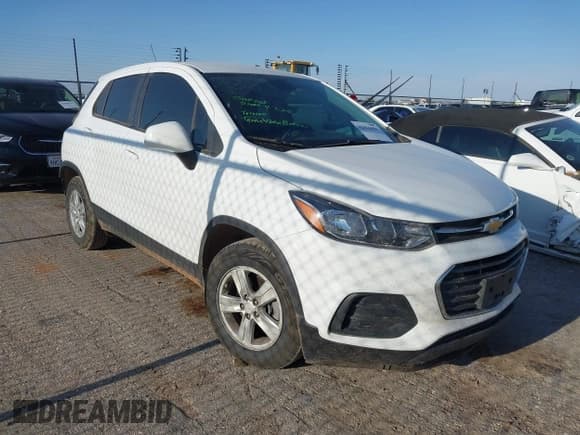 ✅ 2022 Chevrolet Trax LS • VIN: KL7CJKSM0NB535344 • Lot: 42026096. Listed on IAAI with 42,441 mi. Free auction sales archive from the USA and detailed vehicle history report at DreamBid. Image 1.