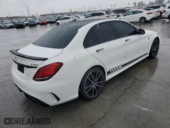 ✅ 2019 Mercedes-Benz C 43 AMG • VIN: 55SWF6EB5KU304210 • Лот: 86694895. Опубликован ранее на Copart с пробегом 51 972 миль. Бесплатный доступ к архиву аукционных продаж из США и подробный отчёт об истории автомобиля на DreamBid. Изображение 3.