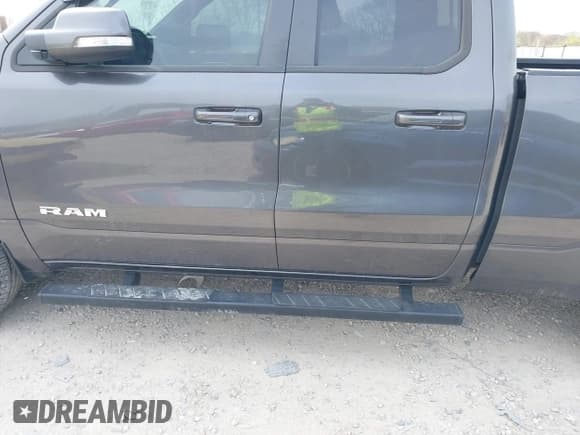 ✅ 2021 Ram 1500 Big Horn • VIN: 1C6SRFBT9MN806038 • Lot: 42071793. Listed on IAAI with 39,589 mi. Free auction sales archive from the USA and detailed vehicle history report at DreamBid. Image 14.
