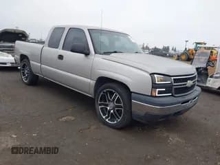 ✅ 2007 Chevrolet Silverado 1500 Work Truck • VIN: 1GCEC19X17Z139644 • Lot: 43886523. Listed on IAAI with 154,055 mi. Free auction sales archive from the USA and detailed vehicle history report at DreamBid. Image 1.