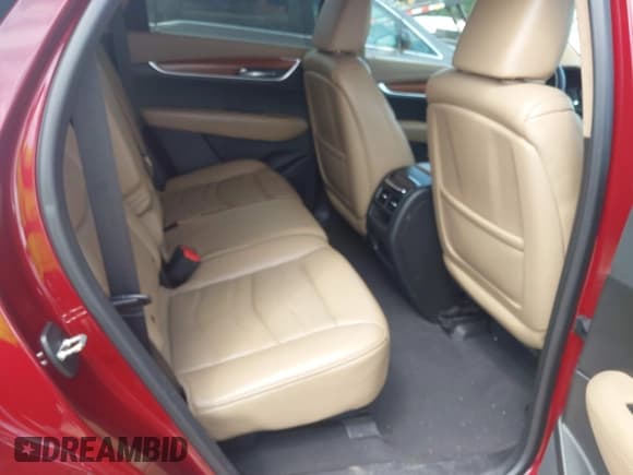 ✅ 2017 Cadillac XT5 Platinum AWD • VIN: 1GYKNFRS3HZ167469 • Lot: 43147738. Listed on IAAI with 129,464 mi. Free auction sales archive from the USA and detailed vehicle history report at DreamBid. Image 8.