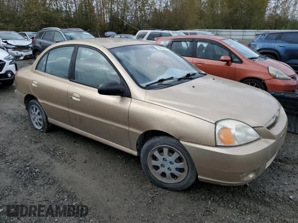 ✅ 2005 Kia Rio • VIN: KNADC125256398384 • Lot: 73652324. Wystawiony na Copart z przebiegiem 129 624 mil. Bezpłatny archiwum sprzedaży aukcyjnych z USA i szczegółowy raport historii pojazdu na DreamBid. Zdjęcie 4.