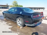 ✅ 2019 Dodge Challenger SXT • VIN: 2C3CDZAG6KH669393 • Lot: 43457732. Wystawiony na IAAI z przebiegiem 92 744 mil. Bezpłatny archiwum sprzedaży aukcyjnych z USA i szczegółowy raport historii pojazdu na DreamBid. Zdjęcie 3.