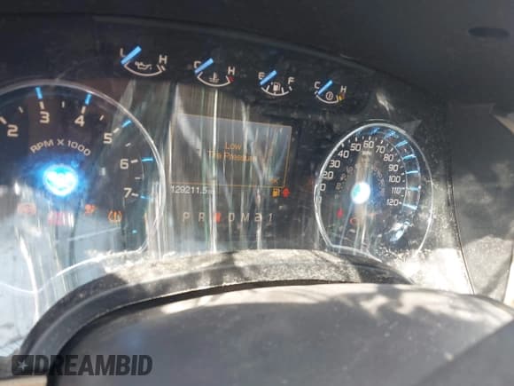 ✅ 2012 Ford F-150 XL • VIN: 1FTFW1EF2CFC38753 • Лот: 43030831. Опубликован ранее на IAAI с пробегом 129 211 миль. Бесплатный доступ к архиву аукционных продаж из США и подробный отчёт об истории автомобиля на DreamBid. Изображение 7.