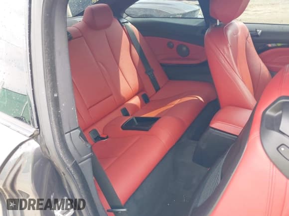 ✅ 2016 BMW 4 Series 435i xDrive • VIN: WBA3R5C58GK373564 • Lot: 42495578. Wystawiony na IAAI z przebiegiem 74 690 mil. Bezpłatny archiwum sprzedaży aukcyjnych z USA i szczegółowy raport historii pojazdu na DreamBid. Zdjęcie 8.