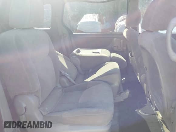 2009 Toyota Sienna CE z VIN 5TDZK23C89S258540, wystawiony jako IAAI lot #43298556 z przebiegiem 185 846 mil mil oraz . Historia ofert i sprzedaży dostępna na DreamBid. Obrazek 8.