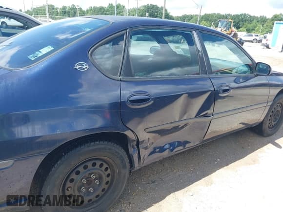 ✅ 2000 Chevrolet Impala • VIN: 2G1WF52EXY9157673 • Lot: 42766927. Listed on IAAI with Not provided. Free auction sales archive from the USA and detailed vehicle history report at DreamBid. Image 6.