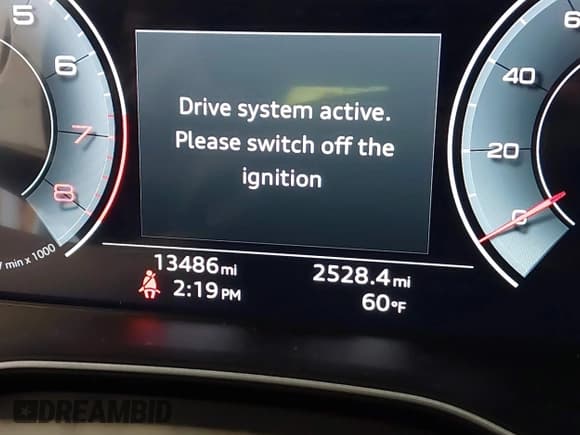 ✅ 2024 Audi Q5 S line Premium Plus • VIN: WA1EAAFY8R2094517 • Лот: 43425597. Опубликован ранее на IAAI с пробегом 13 486 миль. Бесплатный доступ к архиву аукционных продаж из США и подробный отчёт об истории автомобиля на DreamBid. Изображение 15.