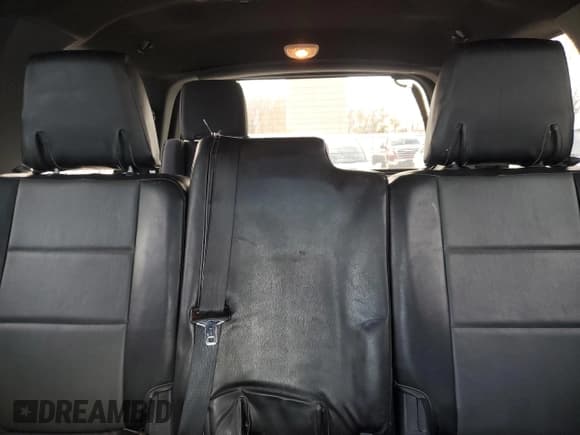 ✅ 2015 Ford Expedition XLT • VIN: 1FMJU1JT7FEF28777 • Лот: 91069955. Опубликован ранее на Copart с пробегом 175 259 миль. Бесплатный доступ к архиву аукционных продаж из США и подробный отчёт об истории автомобиля на DreamBid. Изображение 10.