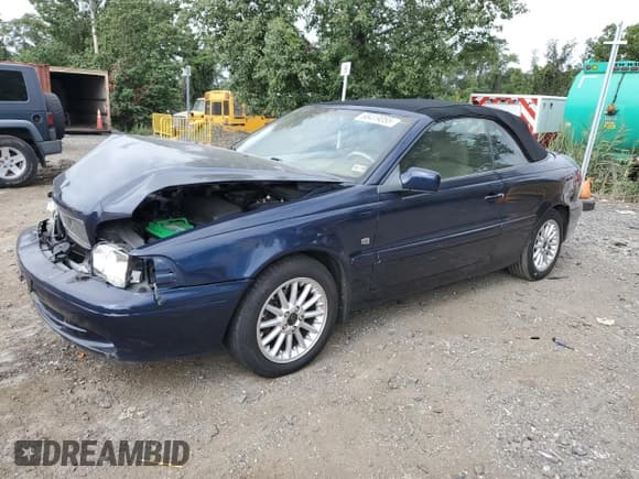✅ 2000 Volvo C70 • VIN: YV1NC56D4YJ010342 • Lot: 68419055. Wystawiony na Copart z przebiegiem 101 043 mil. Bezpłatny archiwum sprzedaży aukcyjnych z USA i szczegółowy raport historii pojazdu na DreamBid. Zdjęcie 1.