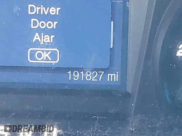 ✅ 2013 Ford Police Interceptor • VIN: 1FAHP2M89DG132381 • Lot: 41390079. Wystawiony na IAAI z przebiegiem 191 827 mil. Bezpłatny archiwum sprzedaży aukcyjnych z USA i szczegółowy raport historii pojazdu na DreamBid. Zdjęcie 7.