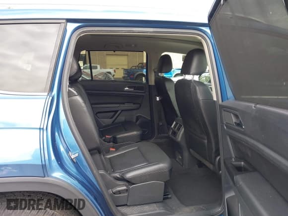 ✅ 2019 Volkswagen Atlas SEL • VIN: 1V2ER2CA9KC603024 • Lot: 43441615. Wystawiony na IAAI z przebiegiem 89 555 mil. Bezpłatny archiwum sprzedaży aukcyjnych z USA i szczegółowy raport historii pojazdu na DreamBid. Zdjęcie 8.