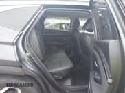 ✅ 2024 Hyundai Tucson SEL • VIN: 5NMJF3DE6RH325792 • Lot: 43281355. Wystawiony na IAAI z przebiegiem 32 274 mil. Bezpłatny archiwum sprzedaży aukcyjnych z USA i szczegółowy raport historii pojazdu na DreamBid. Zdjęcie 8.