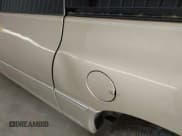 ✅ 2000 Chrysler Town & Country Limited • VIN: 1C4GP64L6YB609675 • Лот: 41980552. Опубликован ранее на IAAI с пробегом 183 181 миль. Бесплатный доступ к архиву аукционных продаж из США и подробный отчёт об истории автомобиля на DreamBid. Изображение 13.