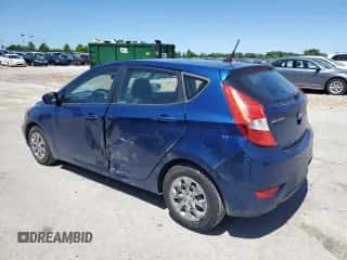 2017 Hyundai Accent SE z VIN KMHCT5AE7HU313283, wystawiony jako Copart lot #58184555 z przebiegiem 130 763 mil mil oraz Szkoda całkowita • Salvage title. Historia ofert i sprzedaży dostępna na DreamBid. Obrazek 2.